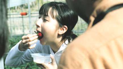 Shimizu Kaori 980405 Photo 1